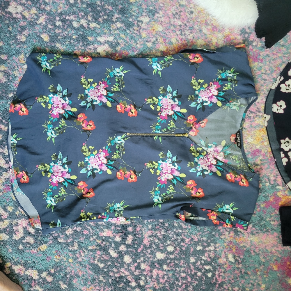 Express Medium Blouse Bundle